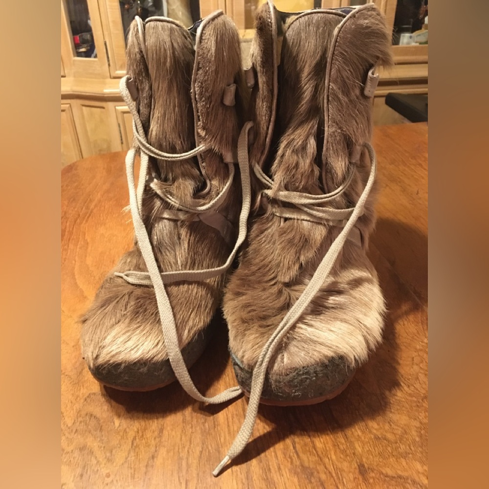 Leather Winter Boots with deer hair - 10